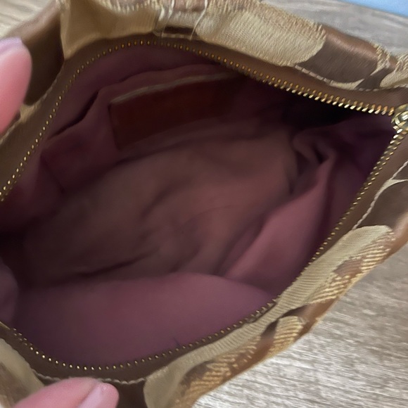 Coach purse - Picture 5 of 5